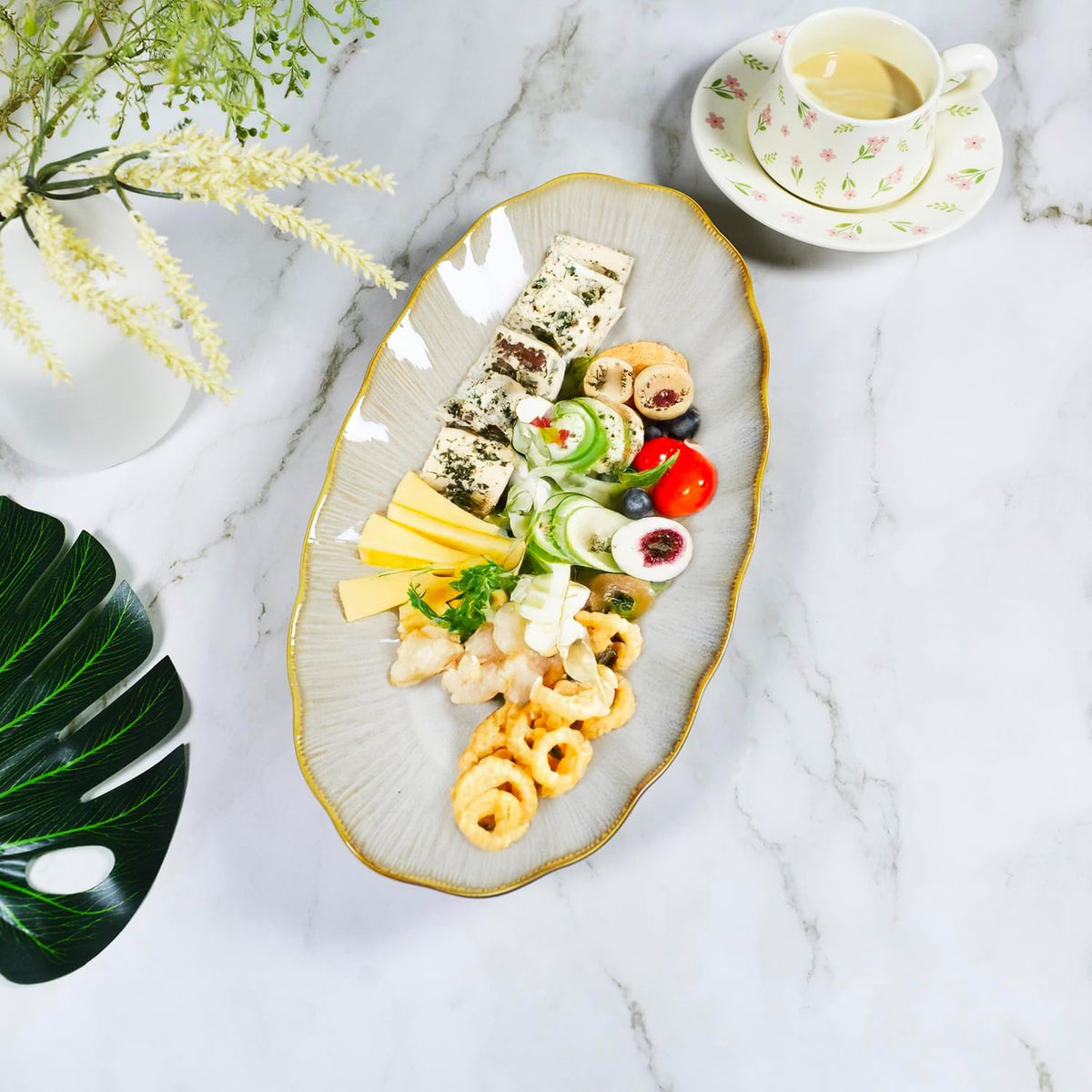 14.4 Inch Oval Serving Platter, Large Ceramic Serving Tray for Entertaining, Microwave & Dishwasher Safe, Rustic Brown Serving Dishes for Party, Turkey, Cheese, Meat, and Vegetables